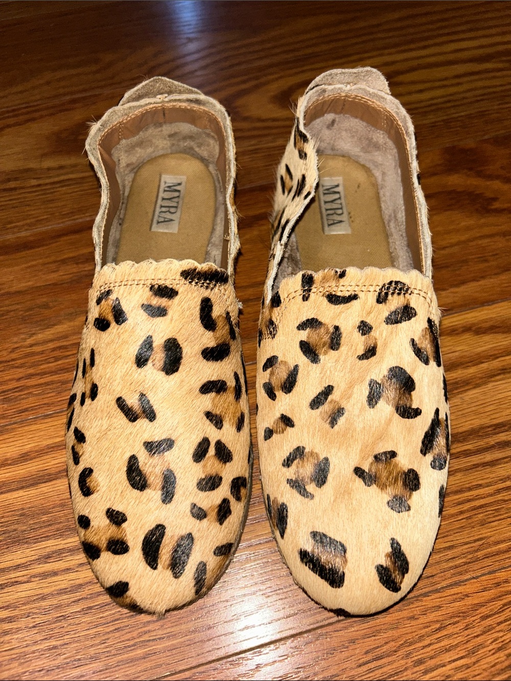 Myra Bag Leopard-Print Slip-On Flats in Tan and Black Animal Fur Leather SZ 8